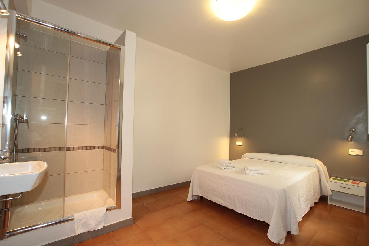 Hostal Ripoll Ibiza Exteriör bild